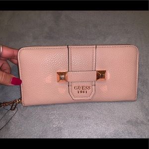 GUESS wallet - new👛